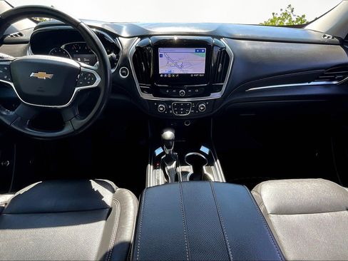 Used 2021 Chevrolet Traverse Premier w/ Redline Edition FWD image 16