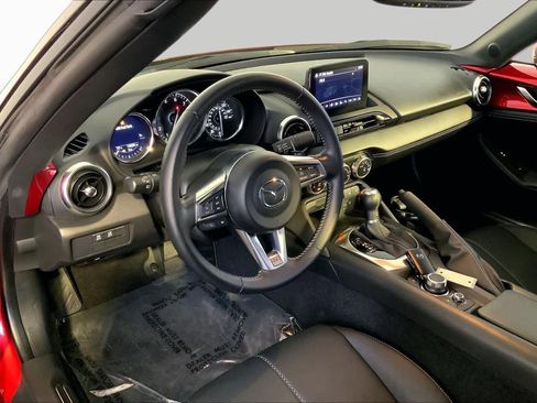 Used 2023 MAZDA MX-5 Miata Grand Touring RWD image 18