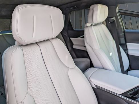 New 2026 Cadillac Lyriq Sport image 18