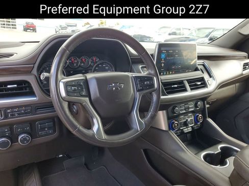 Used 2021 Chevrolet Tahoe Z71 w/ Z71 Signature Package image 12