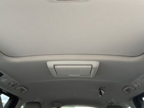 Used 2016 Honda Odyssey EX-L image 9