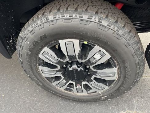 New 2026 GMC Sierra 2500 Denali w/ Technology Package image 11