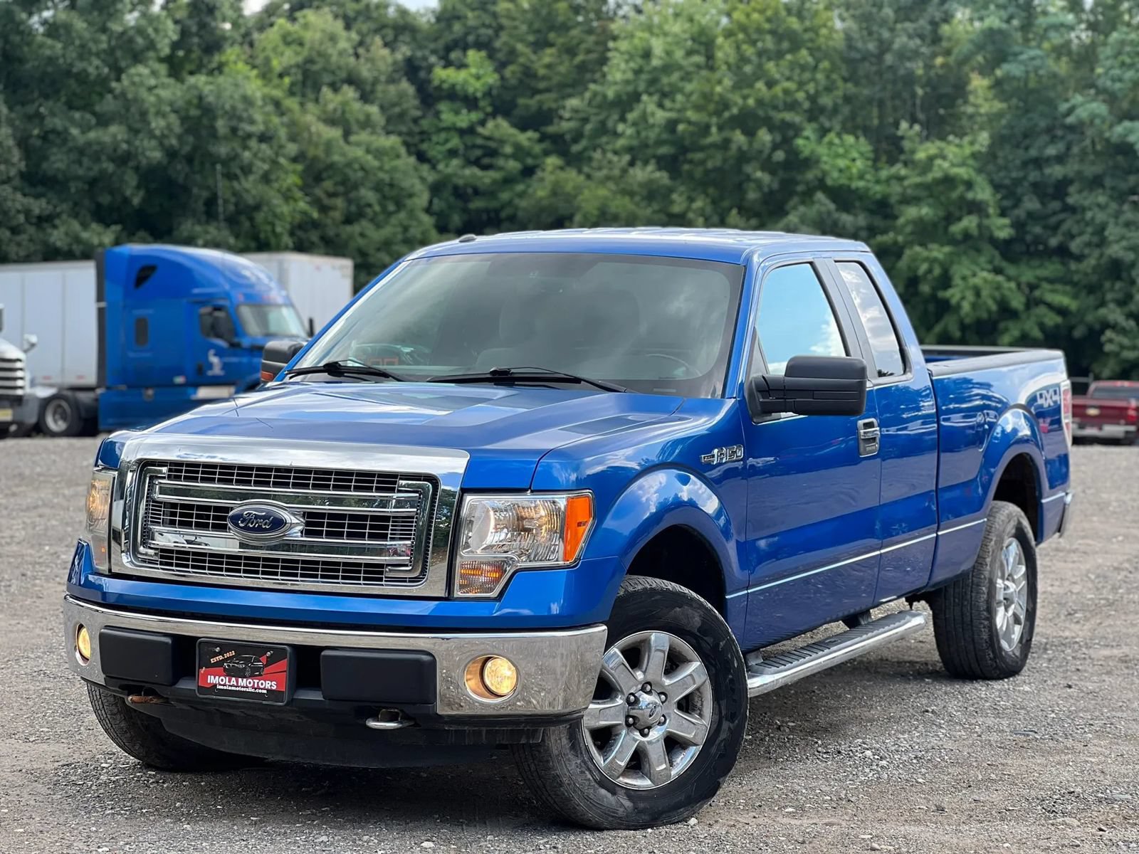 Used 2013 Ford F150 XLT w/ XLT Chrome Pkg AWD/4WD image 2