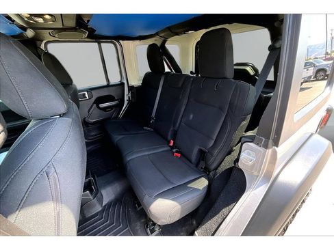 Used 2019 Jeep Wrangler Unlimited Sport S AWD/4WD image 22