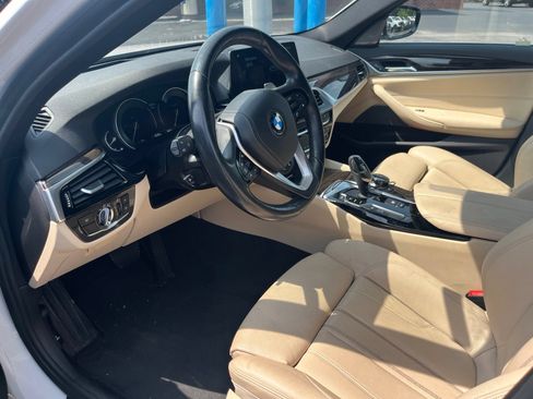 Used 2017 BMW 540i RWD image 6