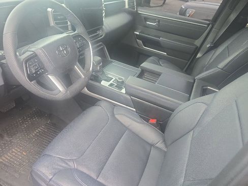 Used 2025 Toyota Tundra Platinum AWD/4WD image 12