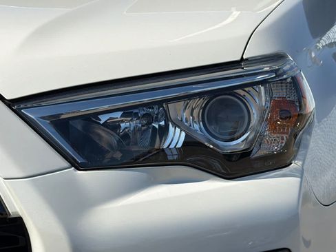 Used 2020 Toyota 4Runner Nightshade AWD/4WD image 14