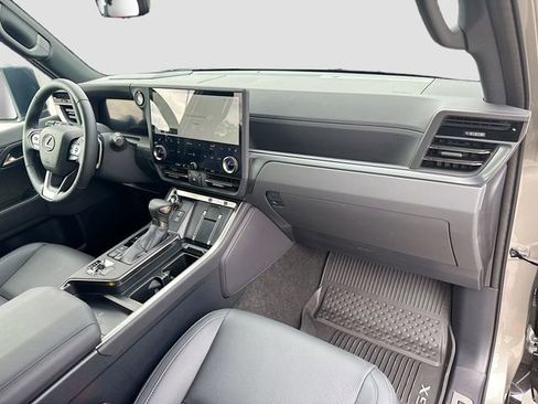 New 2026 Lexus GX 550 image 15