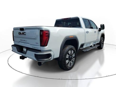 New 2026 GMC Sierra 2500 Denali AWD/4WD image 3