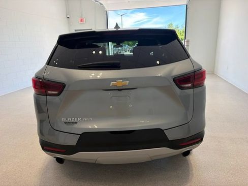 Used 2025 Chevrolet Blazer LT AWD/4WD image 5