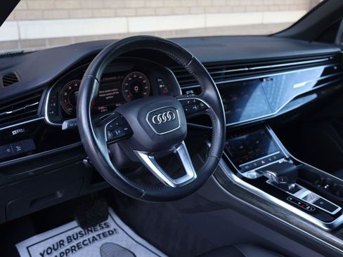 Used 2019 Audi Q8 Premium w/ Convenience Package AWD/4WD image 16