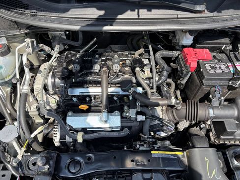 Used 2025 Nissan Versa SV FWD image 30