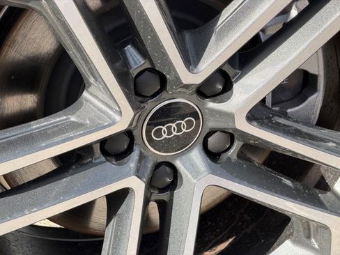 New 2025 Audi Q5 Premium Plus AWD/4WD image 9