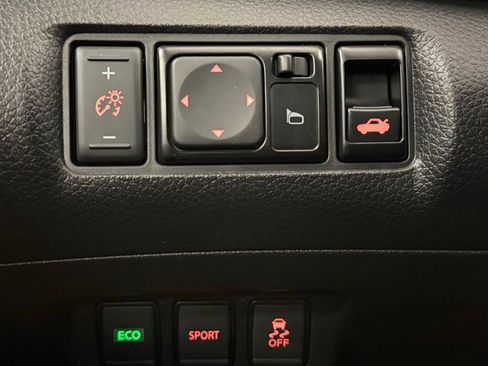 Used 2017 Nissan Sentra SV image 15