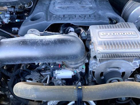 Used 2022 RAM 1500 Laramie AWD/4WD image 33