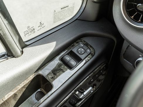 Used 2022 Mercedes-Benz Sprinter 3500 image 14