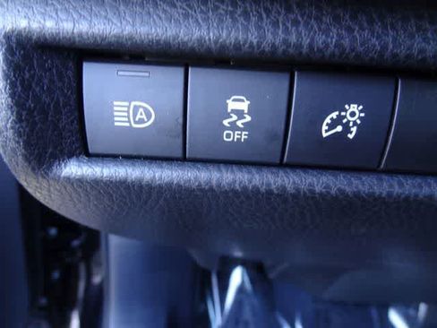 Used 2025 Toyota Camry LE FWD image 15