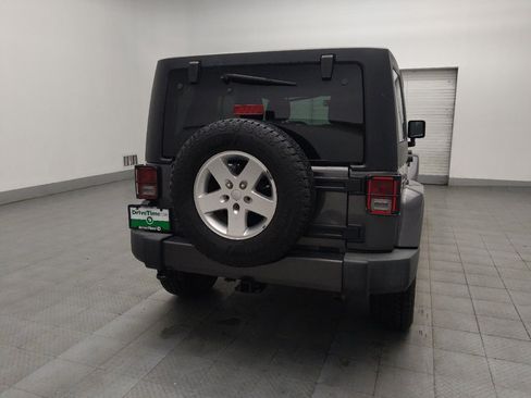 Used 2017 Jeep Wrangler Unlimited Sport AWD/4WD image 7