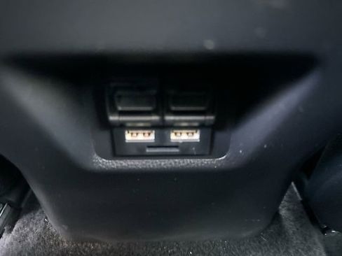 Certified 2021 Toyota RAV4 XLE image 19