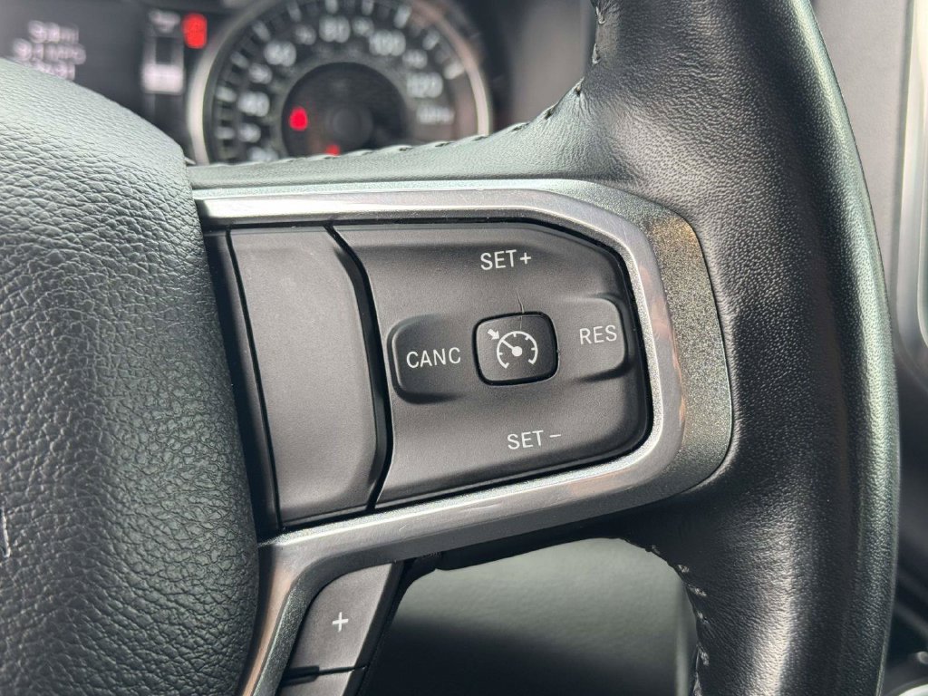 Used 2023 RAM 1500 Laramie AWD/4WD image 21