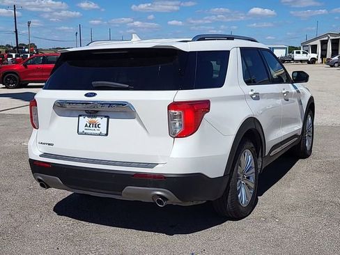 Used 2022 Ford Explorer Limited image 7