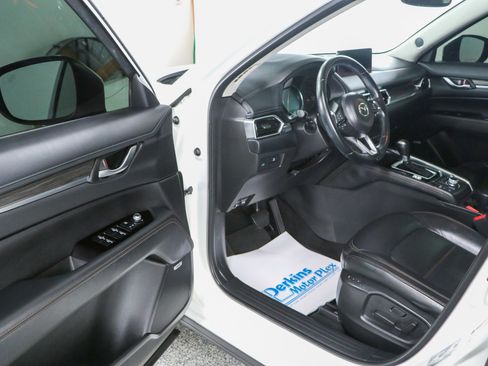 Used 2022 MAZDA CX-5 AWD 2.5 S w/ Premium Package image 3