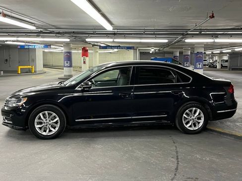 Used 2017 Volkswagen Passat 1.8T S image 27