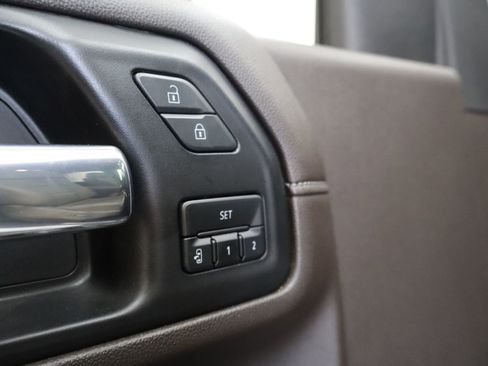 Used 2022 Chevrolet Silverado 2500 LTZ w/ LTZ Texas Edition image 14