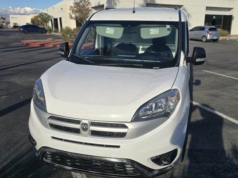 Used 2018 RAM ProMaster City Tradesman FWD image 1