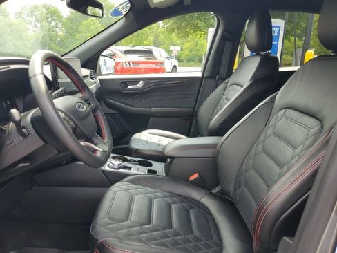 Certified 2024 Ford Escape ST-Line Elite w/ Premium Technology Package AWD/4WD image 14