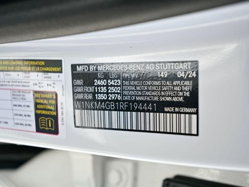 Used 2024 Mercedes-Benz GLC 300 image 34