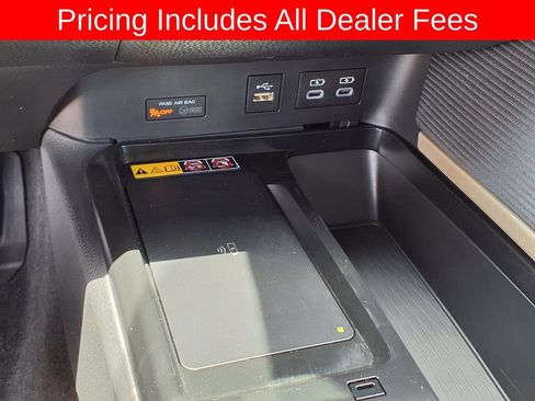 Used 2025 Toyota Camry SE w/ Convenience Package FWD image 26