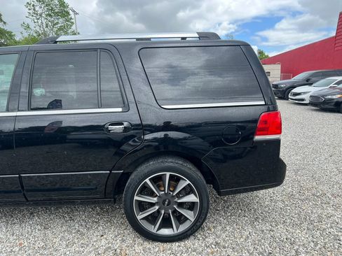Used 2016 Lincoln Navigator Reserve AWD/4WD image 5