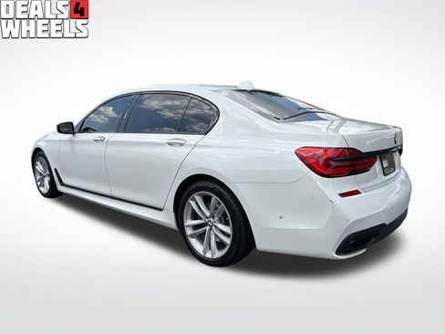 Used 2017 BMW 750i xDrive AWD/4WD image 3