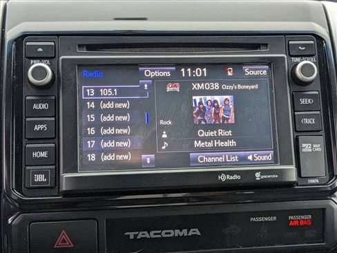 Used 2015 Toyota Tacoma 4x4 Double Cab image 15