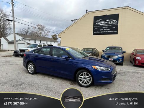 Used 2013 Ford Fusion SE image 1