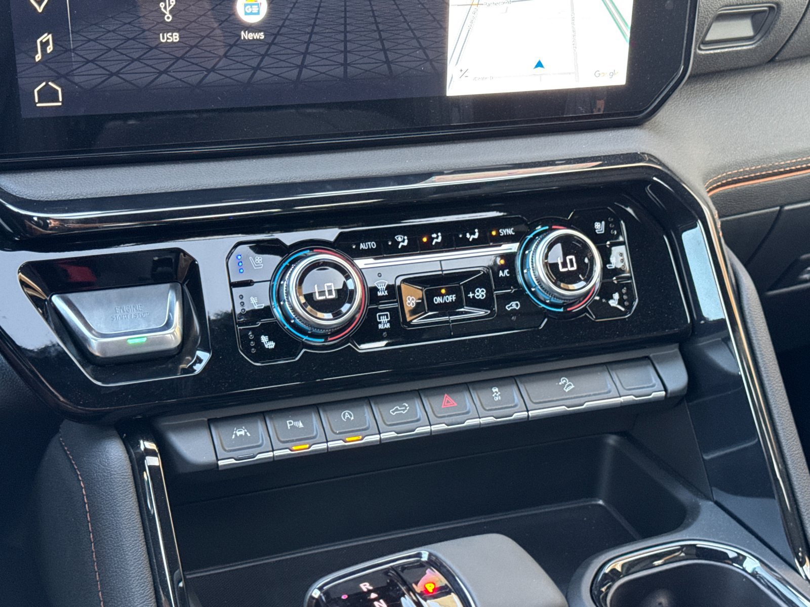 New 2026 GMC Sierra 1500 AT4 w/ AT4 Premium Package AWD/4WD image 18