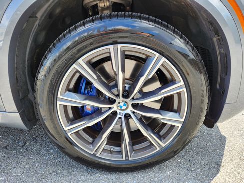 Certified 2024 BMW X5 M60i image 7