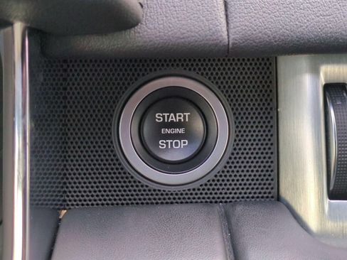 Used 2019 Land Rover Range Rover Supercharged AWD/4WD image 23