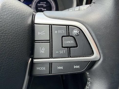 Certified 2025 Toyota Highlander XSE AWD/4WD image 26