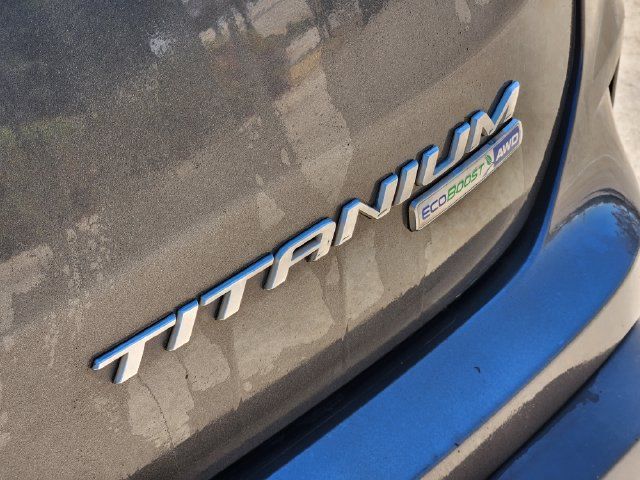 Used 2019 Ford Edge Titanium w/ Cargo Accessory Package AWD/4WD image 12