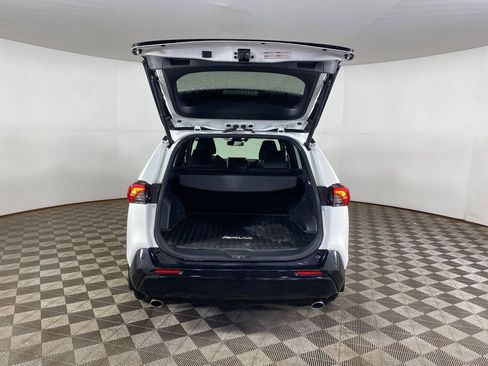 Used 2023 Toyota RAV4 SE image 31