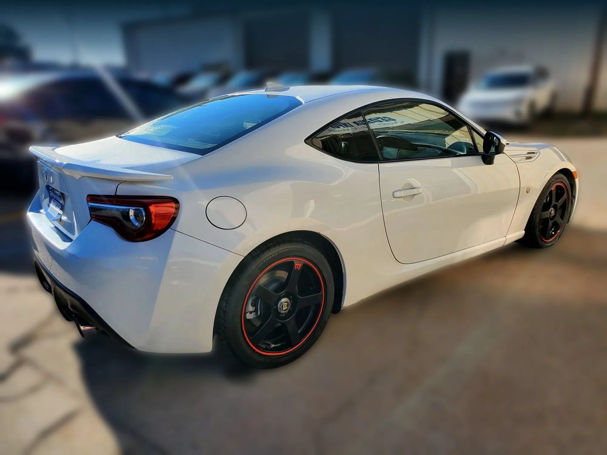 Used 2017 Toyota 86 RWD image 14