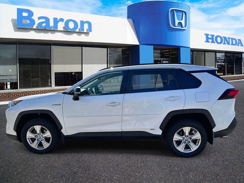 Used 2021 Toyota RAV4 XLE w/ XLE Grade Weather Package AWD/4WD image 3