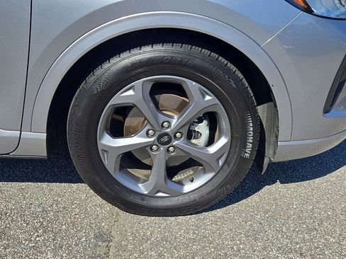 Used 2024 Ford Escape ST-Line image 6