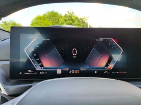 Certified 2025 BMW 230i Coupe RWD image 15