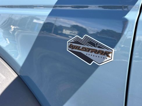 Used 2021 Ford Bronco Wildtrak image 9