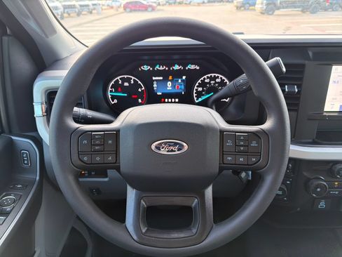 New 2026 Ford F450 XLT w/ XLT Value Package AWD/4WD image 6