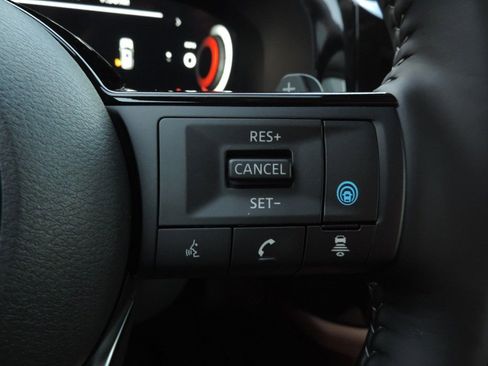 New 2025 Nissan Pathfinder Platinum w/ Cargo Package image 29