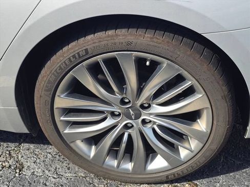 Used 2019 Genesis G80 5.0 Ultimate RWD image 33